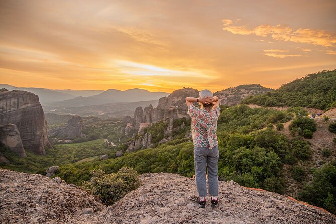 Meteora & Delphi 3 Days Semi Private Tour - Hotels, entrance fees, and what you actually pay