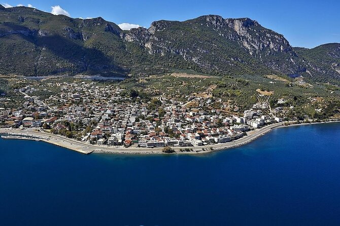 Meteora, monasteries & 130.000bc cave of theopetra prive - Lunch at Meteora and the Kamena Vourla seaside coffee break