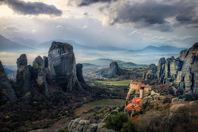 Meteora Monasteries Fully Private Day Tour with Great Lunch-Drinks Included - Private transport (and why it’s better than you think)