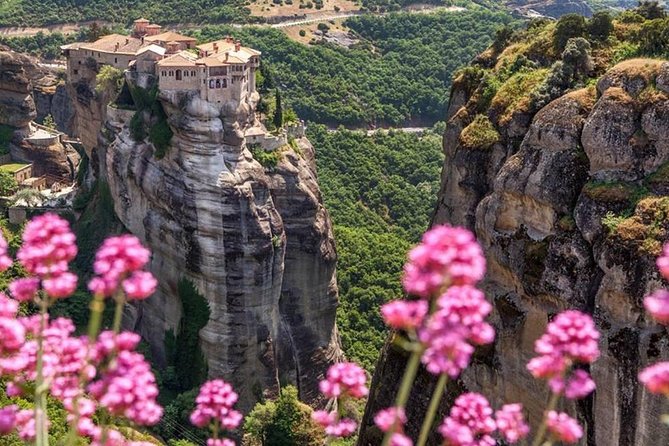 Meteora Monasteries Private Full Day Trip From Athens - Kastraki Lunch Stop: Real Greek Food, Not Just a Break