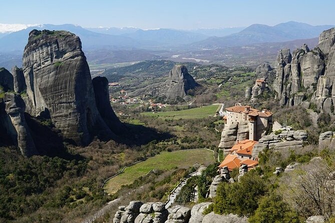Meteora Private Day Tour from Athens - Saint Nicholas Anapafsas and Agios Stefanos: Two Stops People Often Like for a Quick Breath