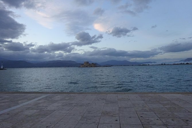 Mycenae and Nafplion Day Trip from Athens with Official guide - Comfort and Small Risks: Air-Conditioning, Timing, and Shop Stops