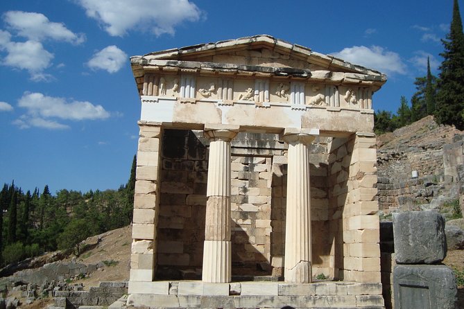 Mystical Delphi & Hosios Loukas Byzantine Wonder Luxury Day Tour - The Tholos of Athena Pronoia: Small Stop, Big “Wait, Look At This” Moment