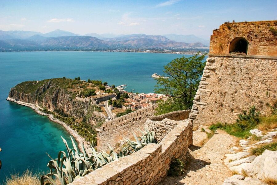 Nafplio full day tour - Palamidi Fortress and Acronafplia: two viewpoints, one medieval story