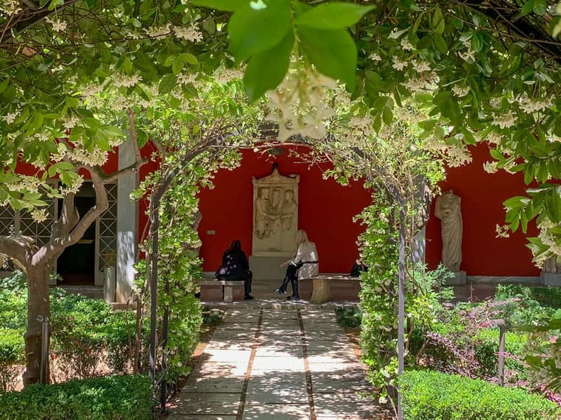 National Archeological Museum Private Tour with Admission - The museum building itself: rooms, light, and the inner garden break
