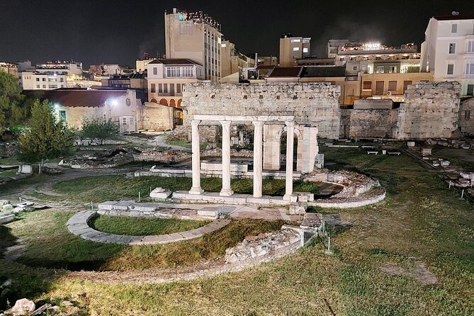 Night Tour of the City of Athens with Guide in Spanish - Leof. Vasilisis Amalias 50 and the sweep toward Zeus