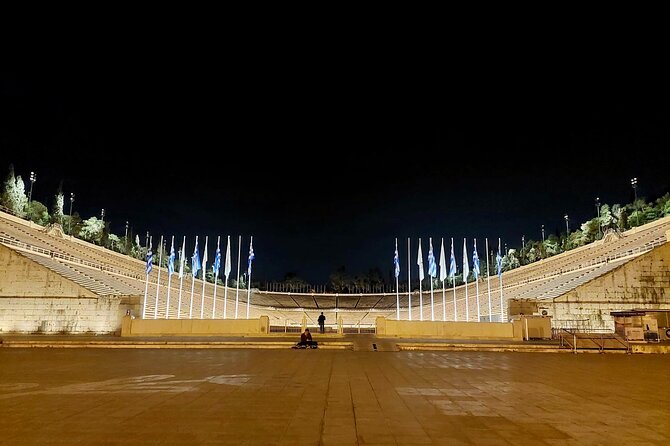 Night Tour of the City of Athens with Guide in Spanish - Who should book this night walk in Athens (and who should skip it)