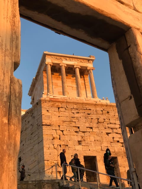 Parthenon & Acropolis Guided Tour in Spanish -Option Tickets - Stop 4: Propylaea—your architecture primer before the temples