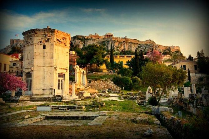 Philosophy and Democracy tour of Athens - The Athens flea market stop: a breather that still fits the theme