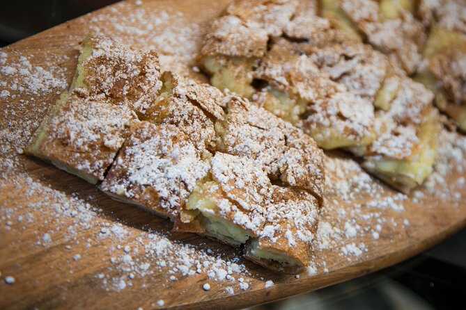 Piraeus: Explore the hidden food gems - Why Piraeus Food Feels Like a Real Neighborhood Meal