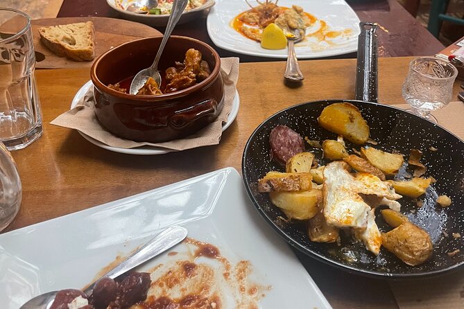 Piraeus Food Walking Tour - Photo Stops Around Piraeus: Landmarks Without the Museum Time