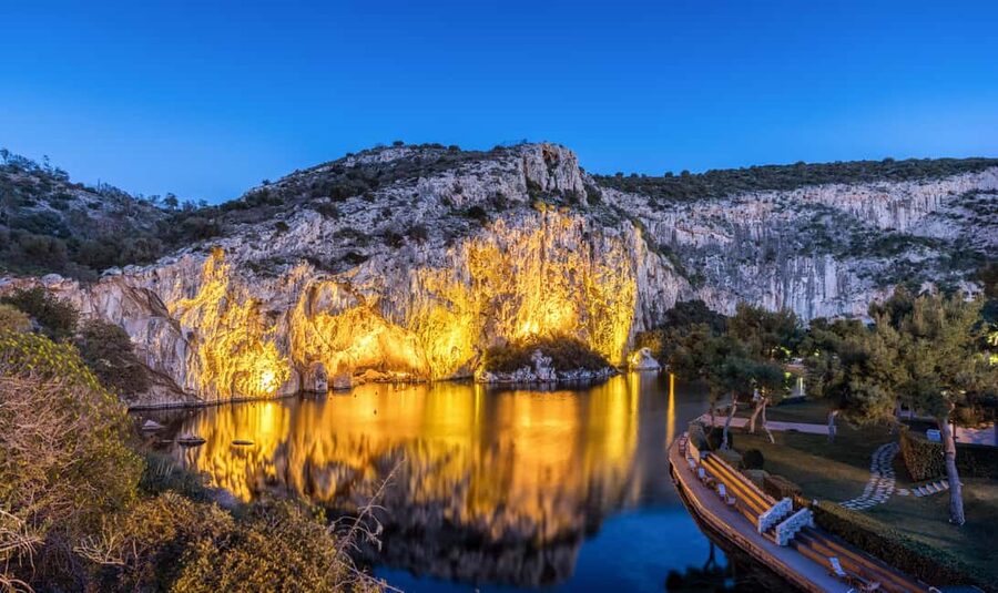 Piraeus Port: Athens Beach Escape & Vouliagmeni Lake - Audio guide in 6 languages: how to use it without wasting time