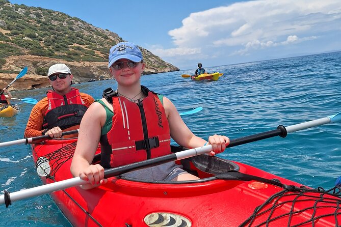 Premium Sea Kayak Athens - Paddling the Athenian Riviera toward Nisís Arsída