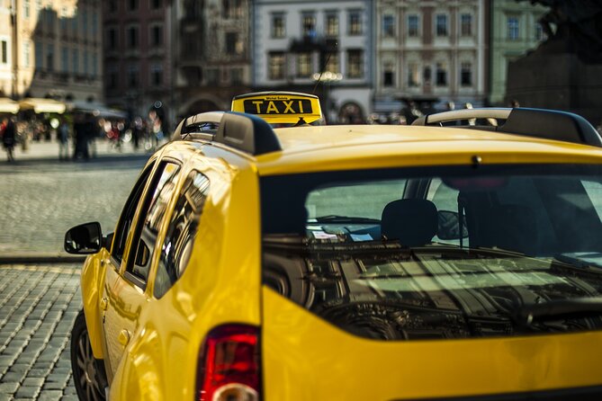 "Private Airport Transfer: Athens Airport to/from Piraeus Port" - Arriving at Piraeus: the real win is knowing the right gate