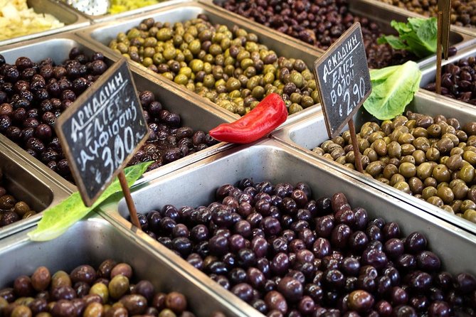 Private Athens Walk: Ruins, Markets & Local Stories - Avysinias flea market and the artisan streets of Ifaistou or Pandrossos