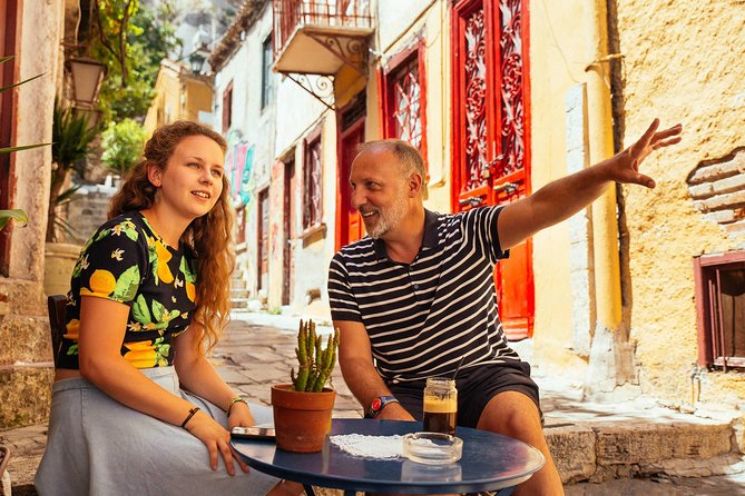 Private City Kickstart Tour: Athens - Meeting point: how to avoid the classic Athens meet-up headache