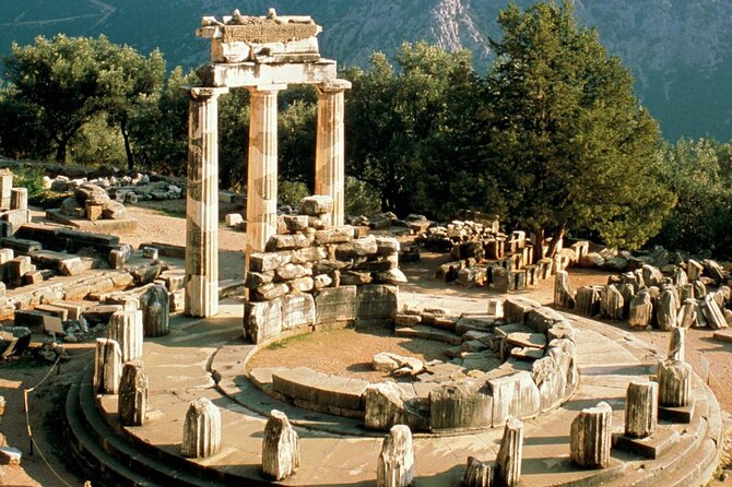 Private Day Trip in Delphi and Arachova from Athens - Key points to know before you go