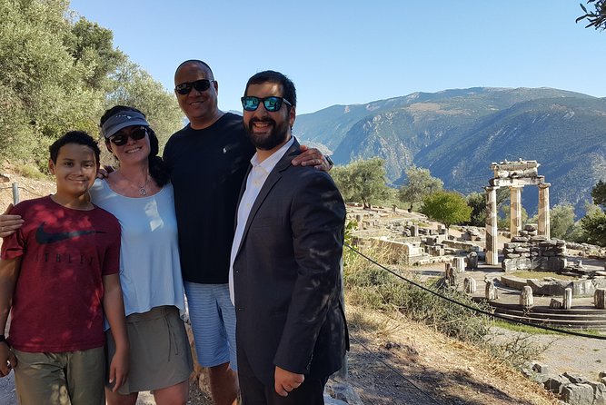 Private Delphi Daytrip from Athens - Getting to Delphi in comfort: pickup, vehicle size, and onboard perks