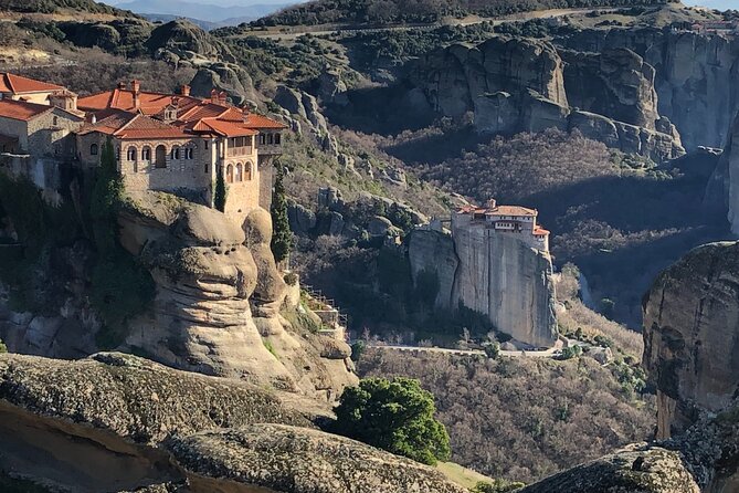 Private Full-Day Trip to Meteora by Train From Athens - Local Agency - The Meteora monastery route: all 6 seen, 3 entered