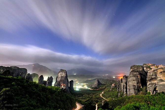 Private Full-Day Trip to Meteora by Train From Athens - Local Agency - Stairs, heat, and timing: how to avoid a miserable day