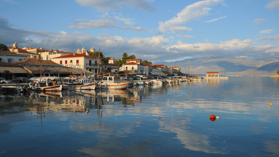 Private Luxury Tour: Delphi, Itea & the Charm of Galaxidi - Delphi UNESCO ruins: Apollo, the Sacred Way, and Athena Pronaia