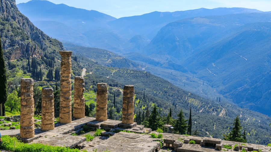 Private Luxury Tour: Delphi, Itea & the Charm of Galaxidi - Itea on the Corinthian Gulf: a coastal reset with seafood options