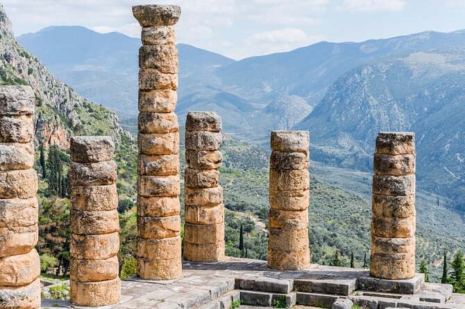 Private Luxury Tour: Delphi & Thermopylae – The 300’s Legacy - Athena Pronaia and the “before you enter” views