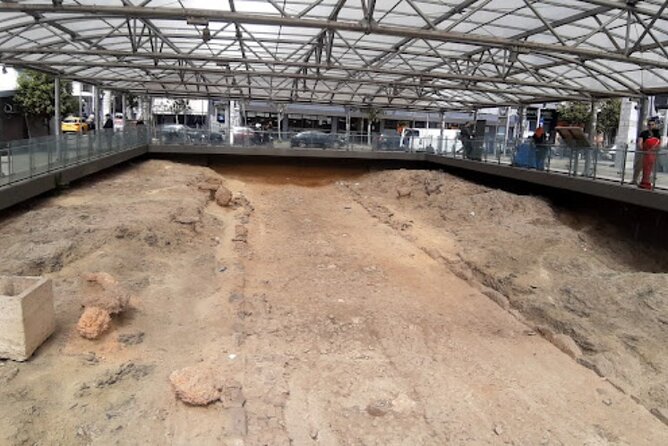 Private Luxury Tour: Unveiling the Sacred Mysteries of Eleusis - Inside the Ride: Comfort, Wi-Fi, and a Guide You Can Actually Talk To