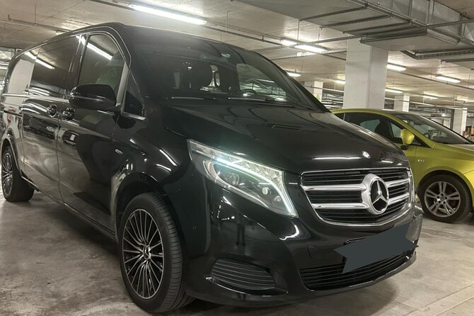 Private Luxury Transfer from Athens to Athens Airport - The ride itself: air-conditioned comfort and an efficient route