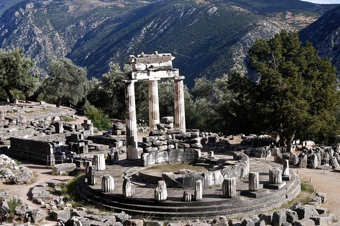 Private Tour Delphi, Village of Arachova, Osios Loukas Monastery - Osios Loukas Monastery (UNESCO): Byzantine mosaics, frescoes, and a quieter pace