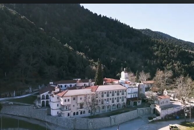 Private Tour of Thermopylae with a pickup (Optional Delphi) - Optional Delphi add-on: when Athens time budget meets ancient big shots