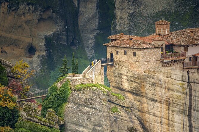 Private Tour to Monasteries of Meteora & Thermopylae from Athens - Getting from Athens: start time, timing, and the long drive reality
