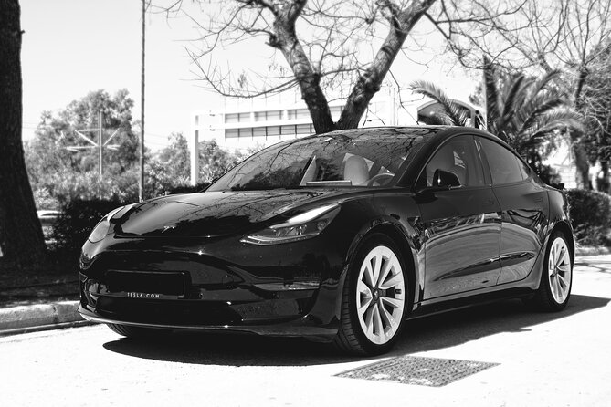 Private Transfer from Athens Airport to Athens City with Tesla - Key highlights at a glance