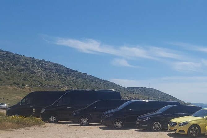 Private Transfer from Piraeus Port to Athens Airport - On the road to Athens Airport: comfort plus useful extras