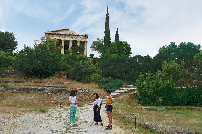 Private Walking Tour: Ancient Agora, Plaka and Monastiraki monuments - Guide quality: why Kostas-style explanations make the sites click