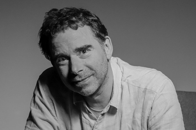 Professional Photoshoot in the studio Athens Greece - Who this is best for in Athens