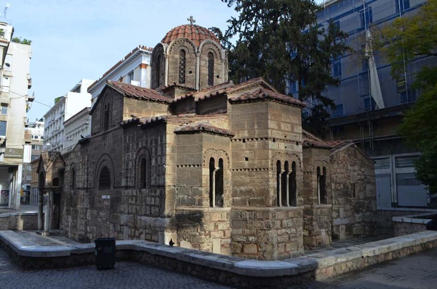 Sacred Athens: Byzantine Churches Walking Tour - Where the tour starts: Mitropoleos square and the Metropolitan Cathedral (Mitropoli)