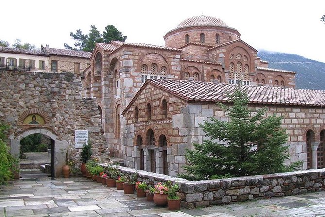 Sacred Delphi & Osios Loukas in a Full Day Private Tour - How This Private Day Trip Actually Runs (and why it’s priced like this)