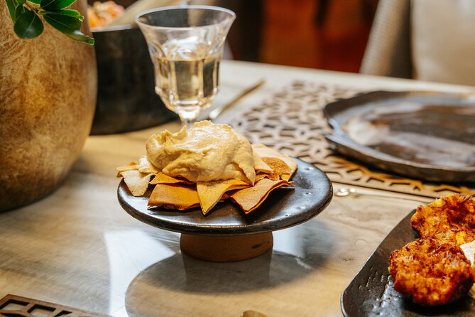 Santorini Dinner Class with Margarita in Athens - Price and value: what you’re really paying for