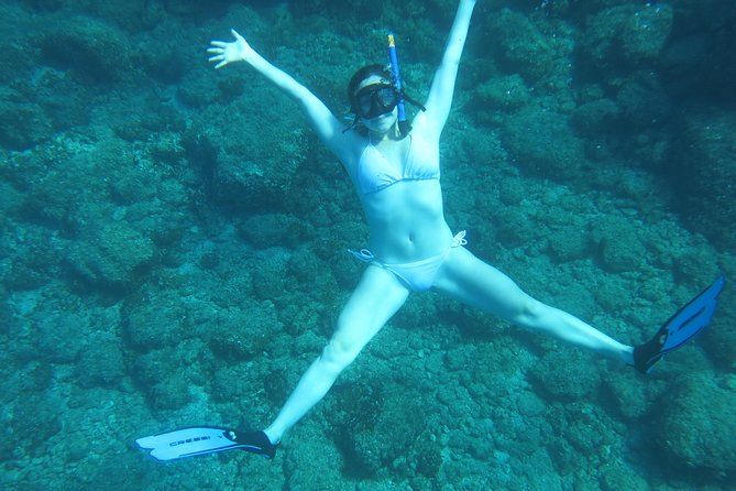 Snorkeling and swimming tour to the Poseidon's temple at Sounio cape - A day on the water, then a cliff-top ancient ruin