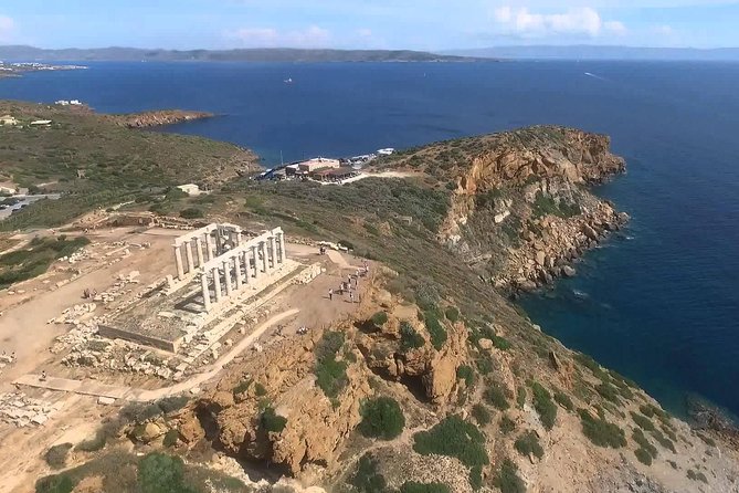 Snorkeling and swimming tour to the Poseidon's temple at Sounio cape - Stop 2: Legrena Beach and the Blue Hole swim