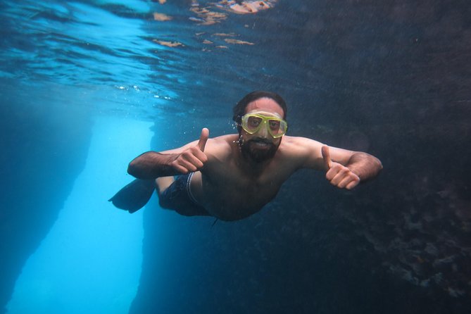 Snorkeling and swimming tour to the Poseidon's temple at Sounio cape - Transfers along the Attica Riviera: comfortable, not chaotic