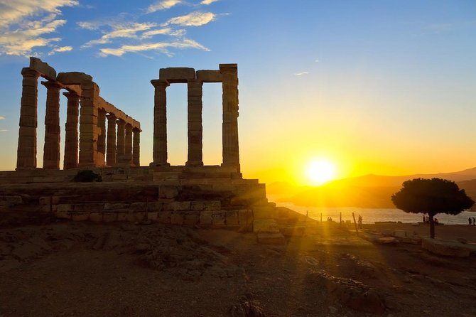 Temple of Poseidon, Sounion Sunset & Athens Riviera Private Tour - Rolling Along the Athens Riviera: Glyfada to Varkiza