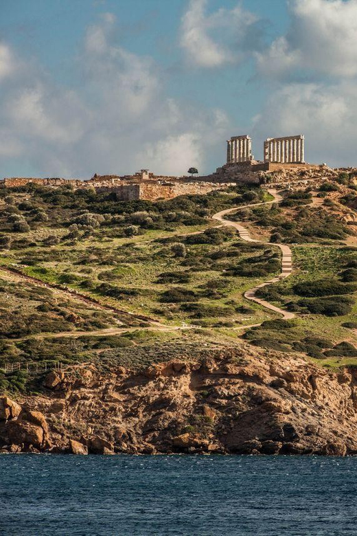 Temple of Poseidon - Sounion photo stops: the coast build-up matters
