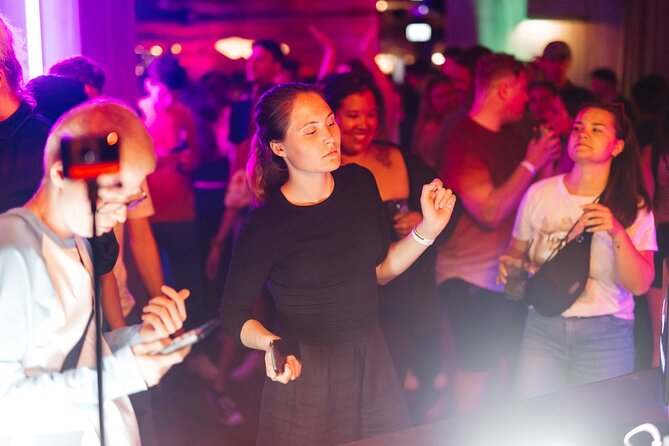 The Original Athens Pub Crawl - How the included shots and specials actually save money