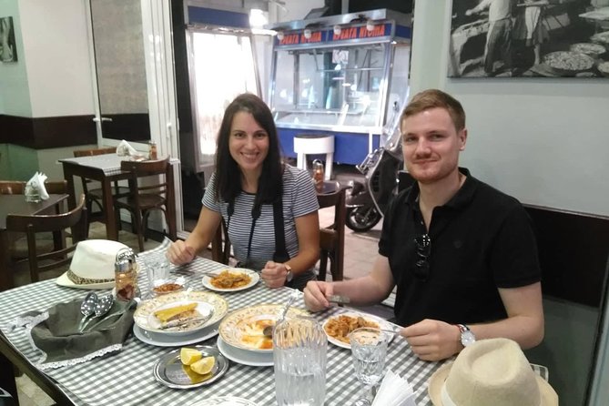 The Vegetarian food tasting tour - Koulouri and bougatza: the breakfast you’ll remember