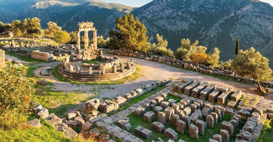 Thermopylae, Meteora and Delphi Full Day Tour - How this one-day itinerary actually saves you time