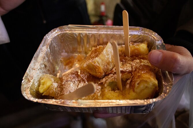 Traditional breakfast in markets with olive oil and honey tasting - Timing, comfort, and small details that matter