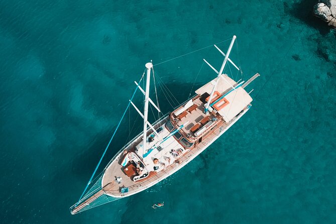 Unique sailing experience to Aegina-Metopi and Skala - Getting From Athens to the Yacht: Piraeus, Pickup, and Timing That Matters