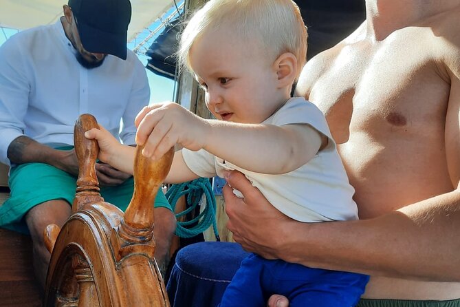 Unique sailing experience to Aegina-Metopi and Skala - The Crew Experience: Friendly Help, Safety Briefing, and Local Tips